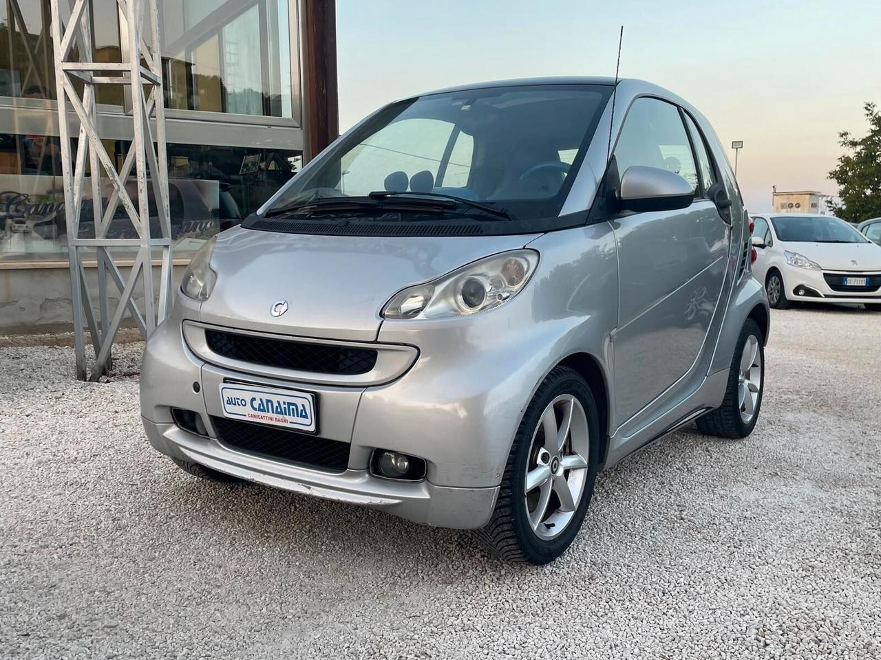 SMART FORTWO 1.0 MHD - 2013