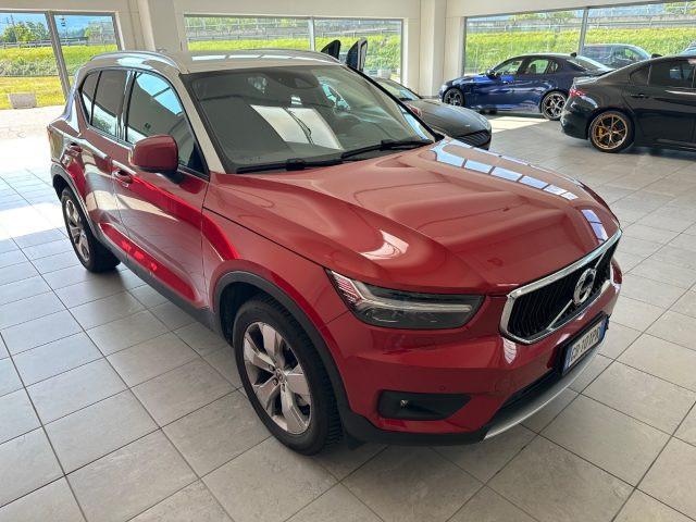 VOLVO XC40 D3 AWD Geartronic Momentum