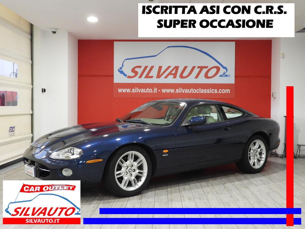 Jaguar XK8 Coupe 4.0