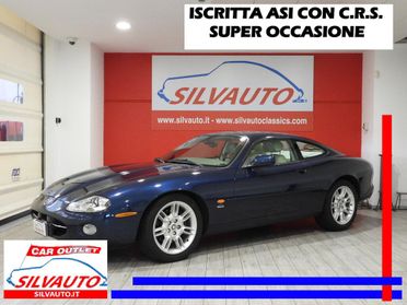 Jaguar XK8 Coupe 4.0