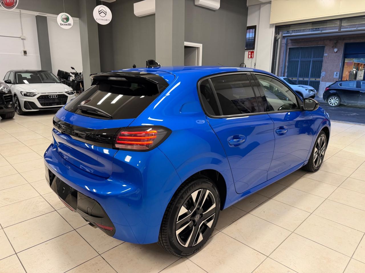 Peugeot 208 PureTech 100 Stop&Start 5 porte Allure 170 al mese