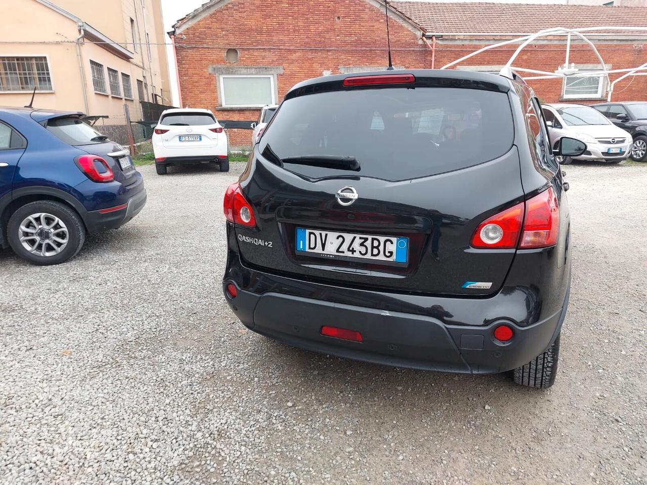 Nissan Qashqai+2 2.0 16V 4WD 7 POSTI AUTOMATICA