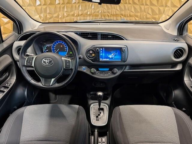 Toyota Yaris 1.5 Hybrid 5 porte Cool
