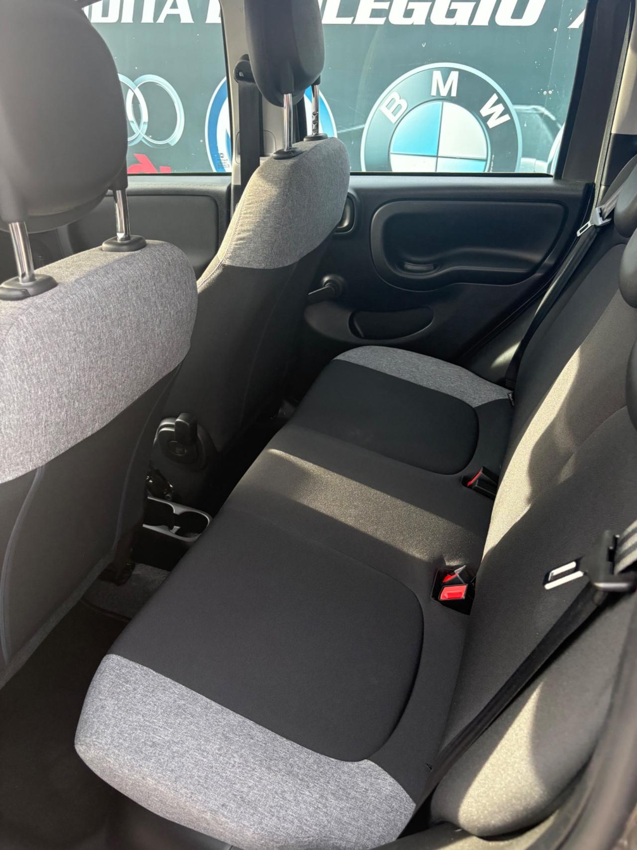 Fiat Panda 1.0 FireFly S&S Hybrid Red