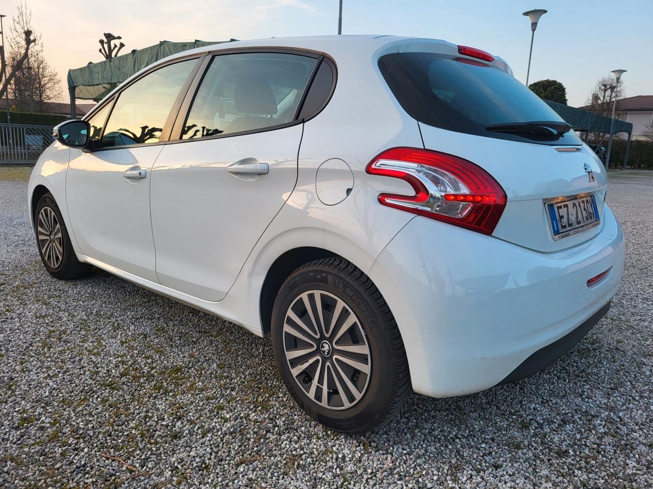 Peugeot 208 PureTech 68 5 porte Active