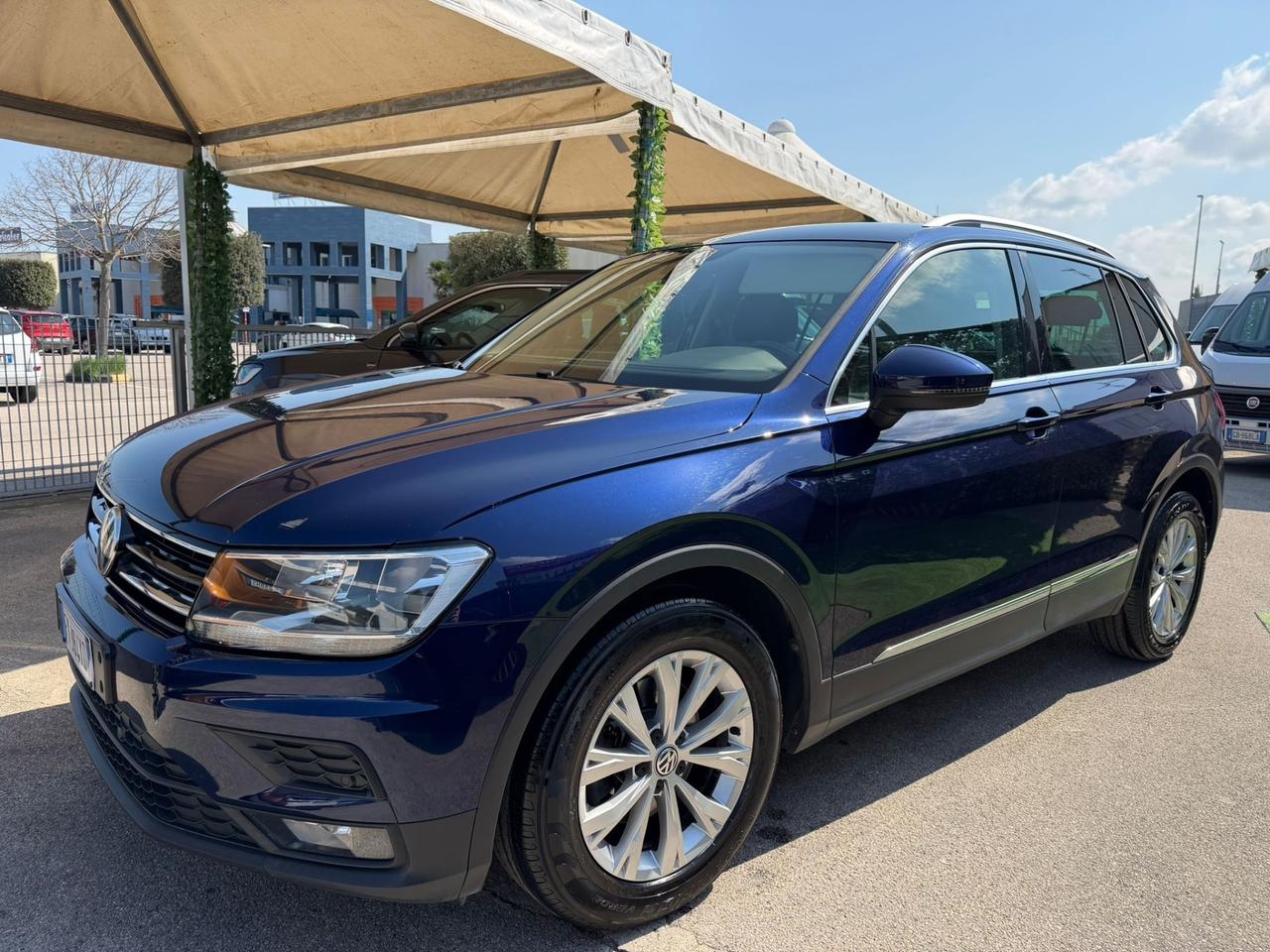 Volkswagen Tiguan 1.6 BlueMotion 10/2019 Technology