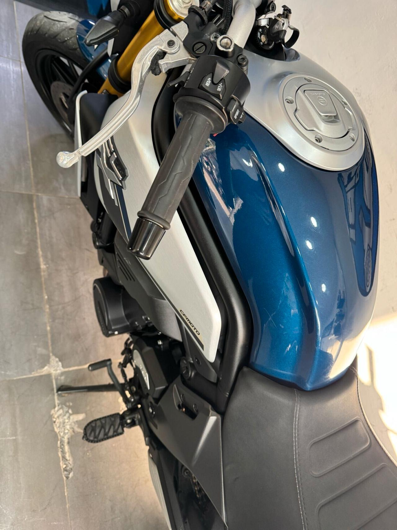 Cf moto Cl-700