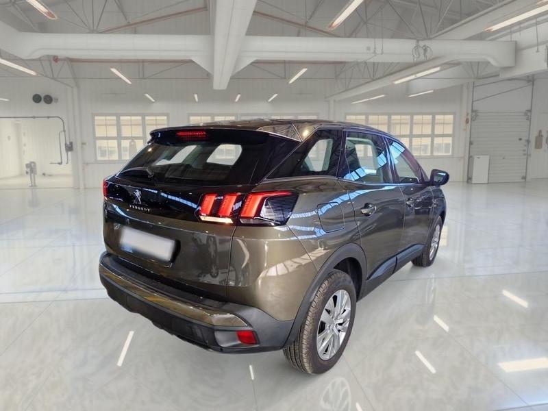 PEUGEOT 3008 BlueHDI 130 EAT8 S/S Business