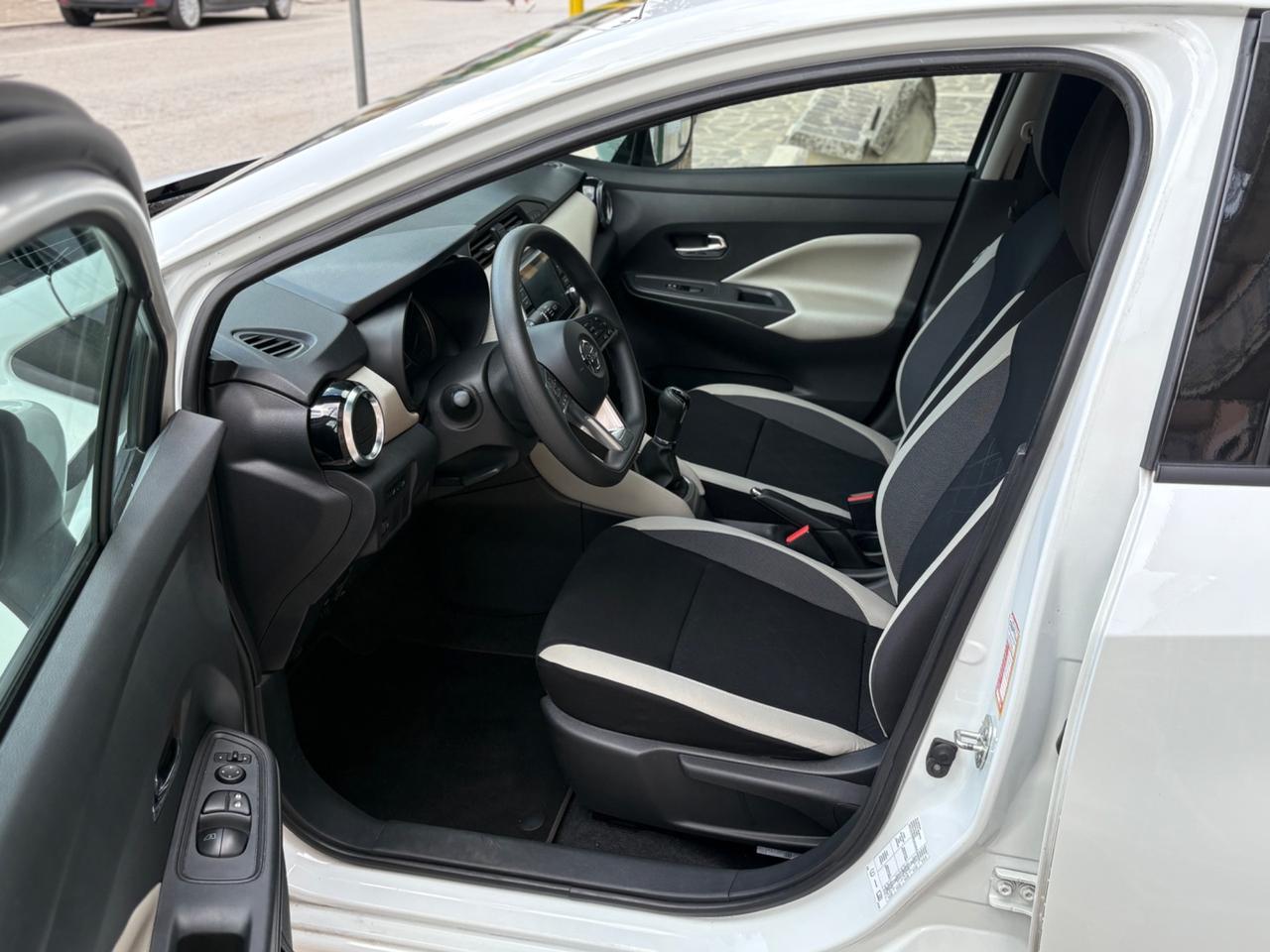 Nissan Micra 0.9 5Porte Acenta FULL/LED/NAV