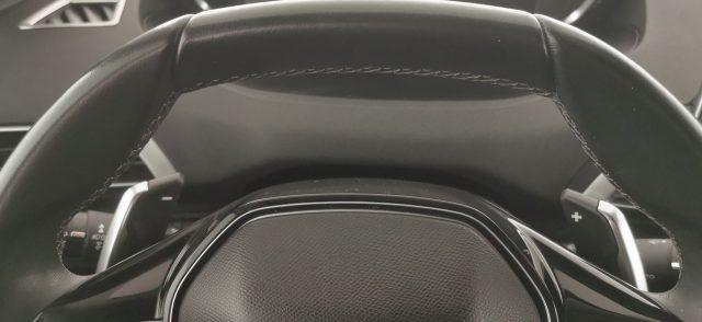 PEUGEOT 3008 BlueHDi 130 S&S EAT8 Allure