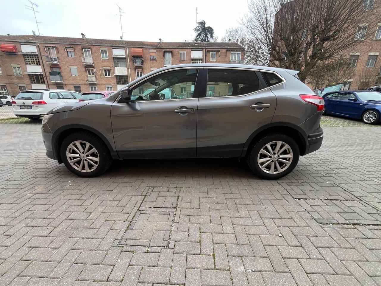 Nissan Qashqai 1.2 DIG-T Visia