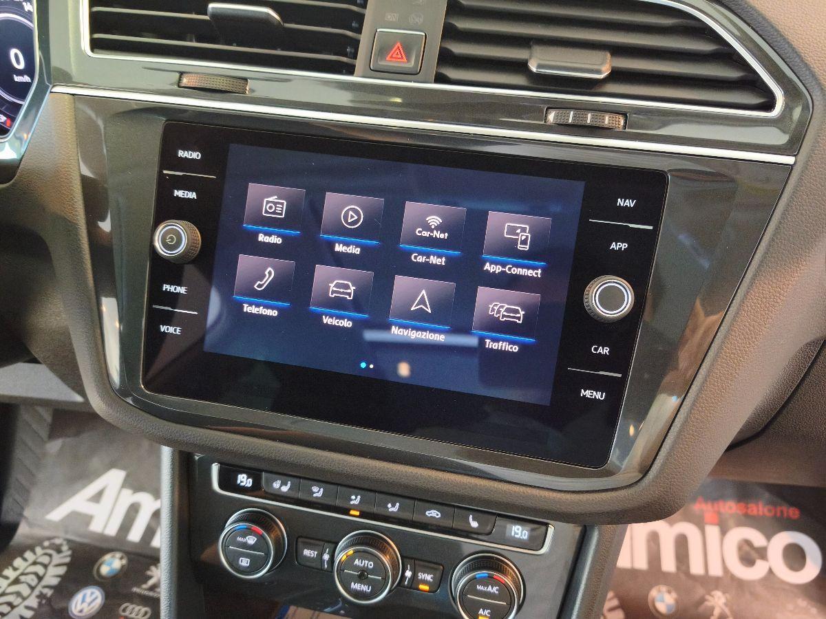VOLKSWAGEN Tiguan R-LINE TETTO 190CV DSG 4MOTION