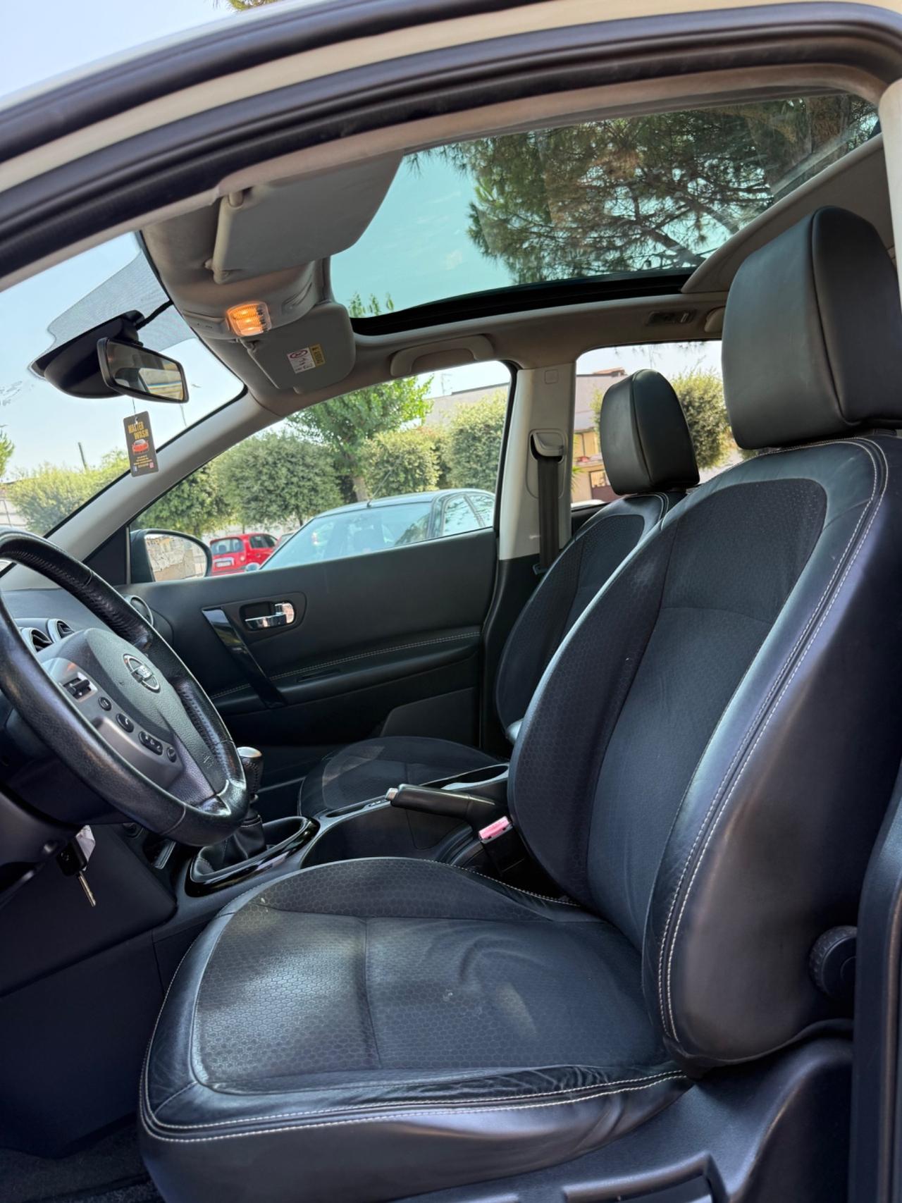 Nissan Qashqai 1.5 dCi DPF Tekna full optional bianco perla
