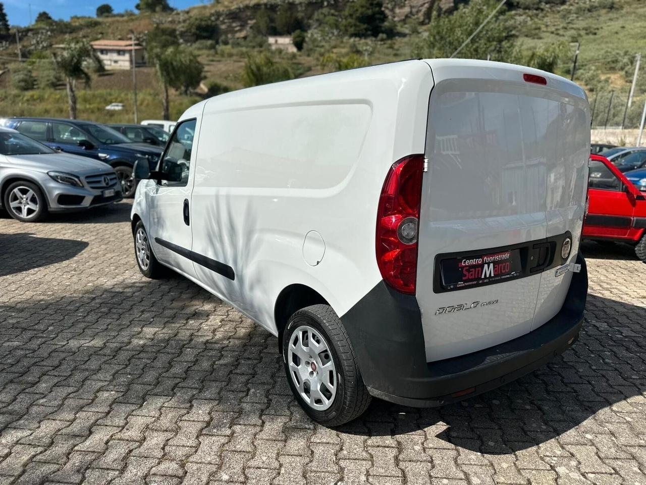 Fiat Doblo Doblò 1.6 MJT 105CV S&S PL-TN Cargo Maxi Lounge