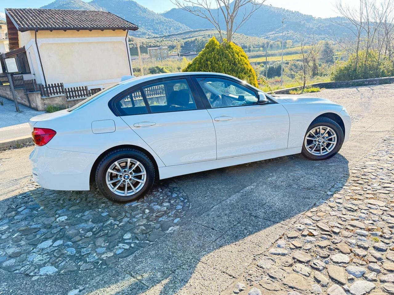 Bmw 318d 150Cv Berlina-Manuale-1Proprietario-Led-Garanzia 12 Mesi-