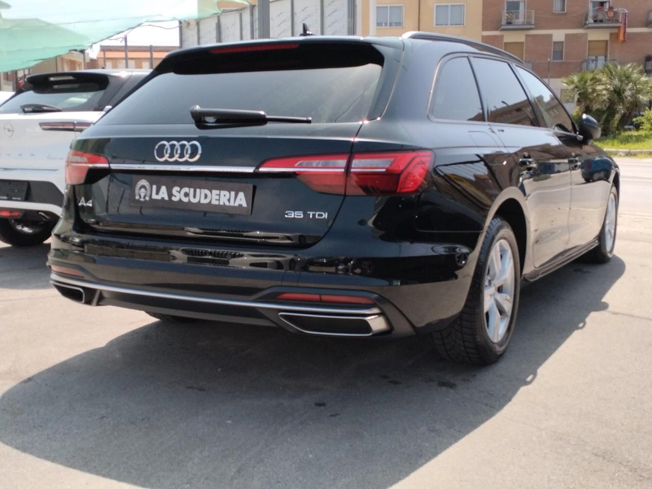 Audi A4 Avant 35 TDI/163 CV S tronic