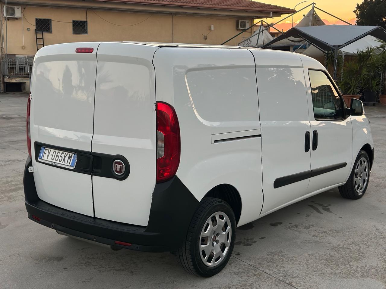 Fiat Doblò 1.4 Natural Power 120cv Cargo Maxi 2019