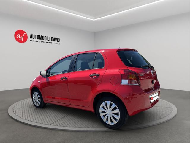 TOYOTA Yaris 1.0 5 porte