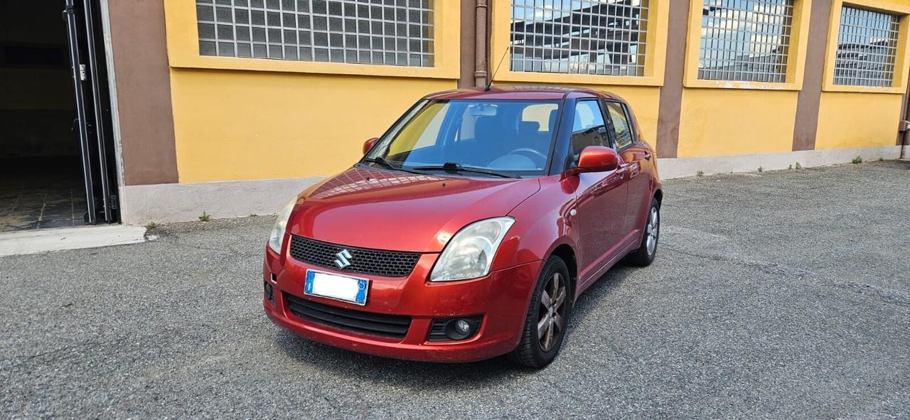 Suzuki Swift 1.3 5p. GL VENDITA RISERVATA ESCLUSIVAMENTE A COMMERCIANTI DI AUTO!
