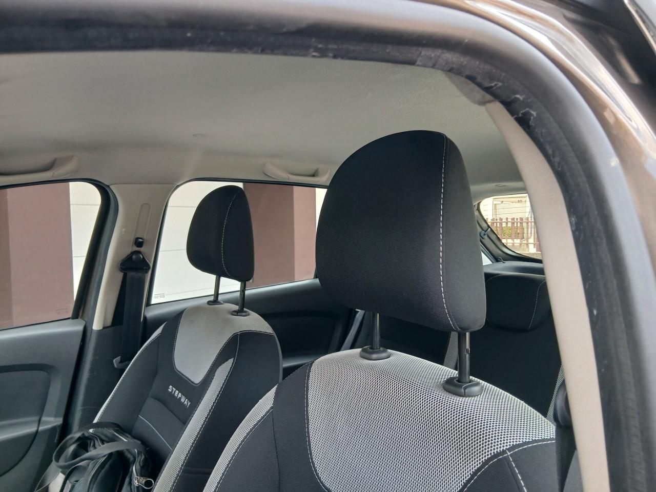 Dacia Sandero Stepway 0.9 TCe 12V TurboGPL 90CV tua a € 164 mese