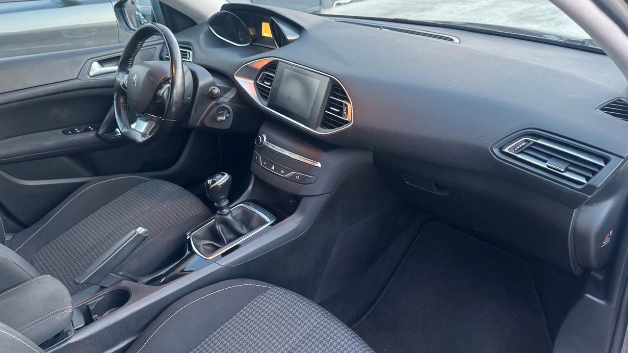 Peugeot 308 BlueHDi 100 S&S SW Business
