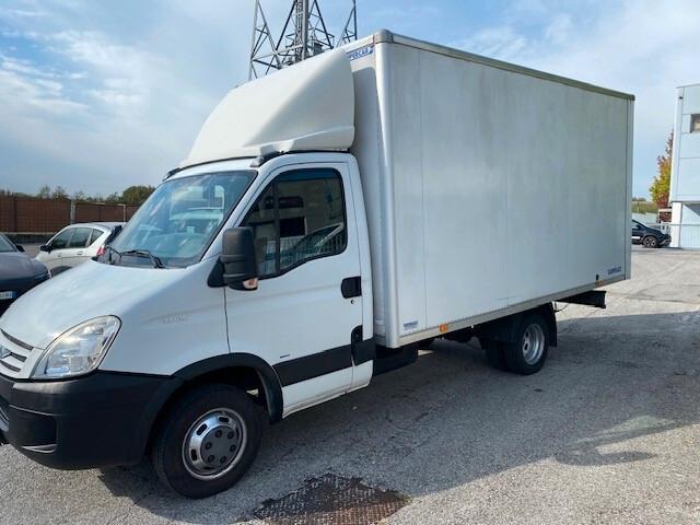 Iveco Daily 35C15 3.0 Hpi PL-RG Cabinato
