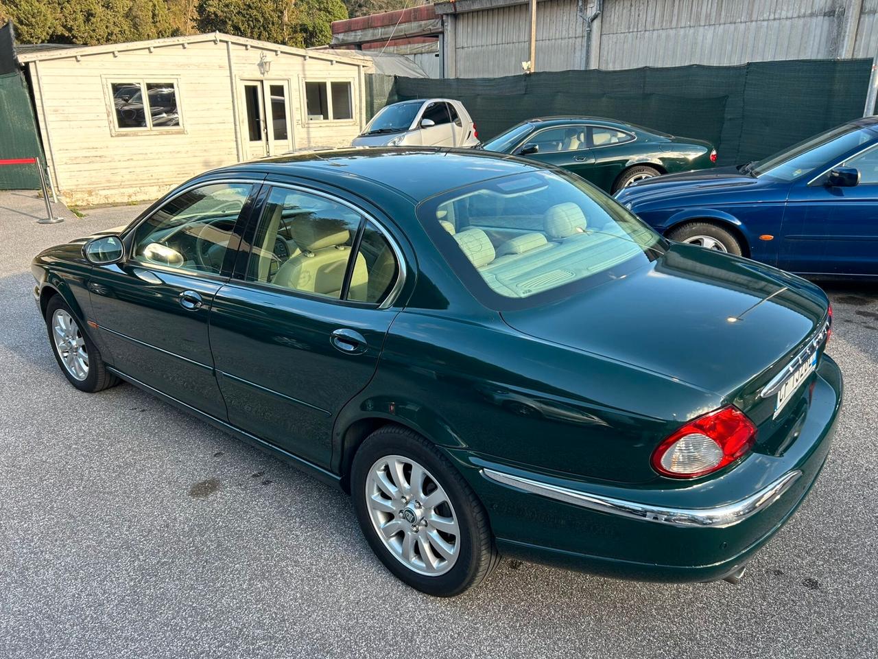 Jaguar X-Type 2.5 V6 24V cat Executive