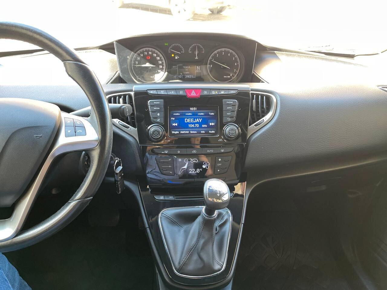 Lancia Ypsilon 0.9 TwinAir 85 CV Mya