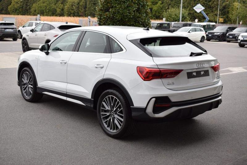 Audi Q3 40 TDI S line QUATTRO da 439 euro al mese
