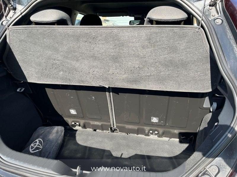 Toyota Aygo X 1.0B (72 CV) Lounge