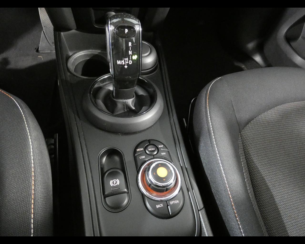 MINI Mini Countrym.(F60) - Mini 2.0 Cooper D Business Countryman Automatica