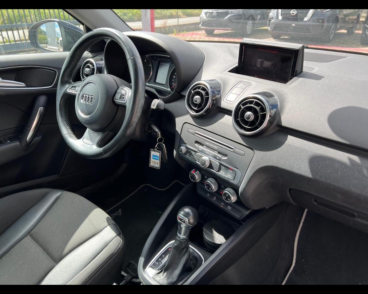 AUDI A1 Sportback 1.6 tdi Sport s-tronic