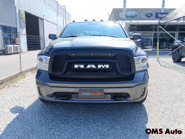 DODGE RAM 1500 5.7 GPL V8 Laramie N1