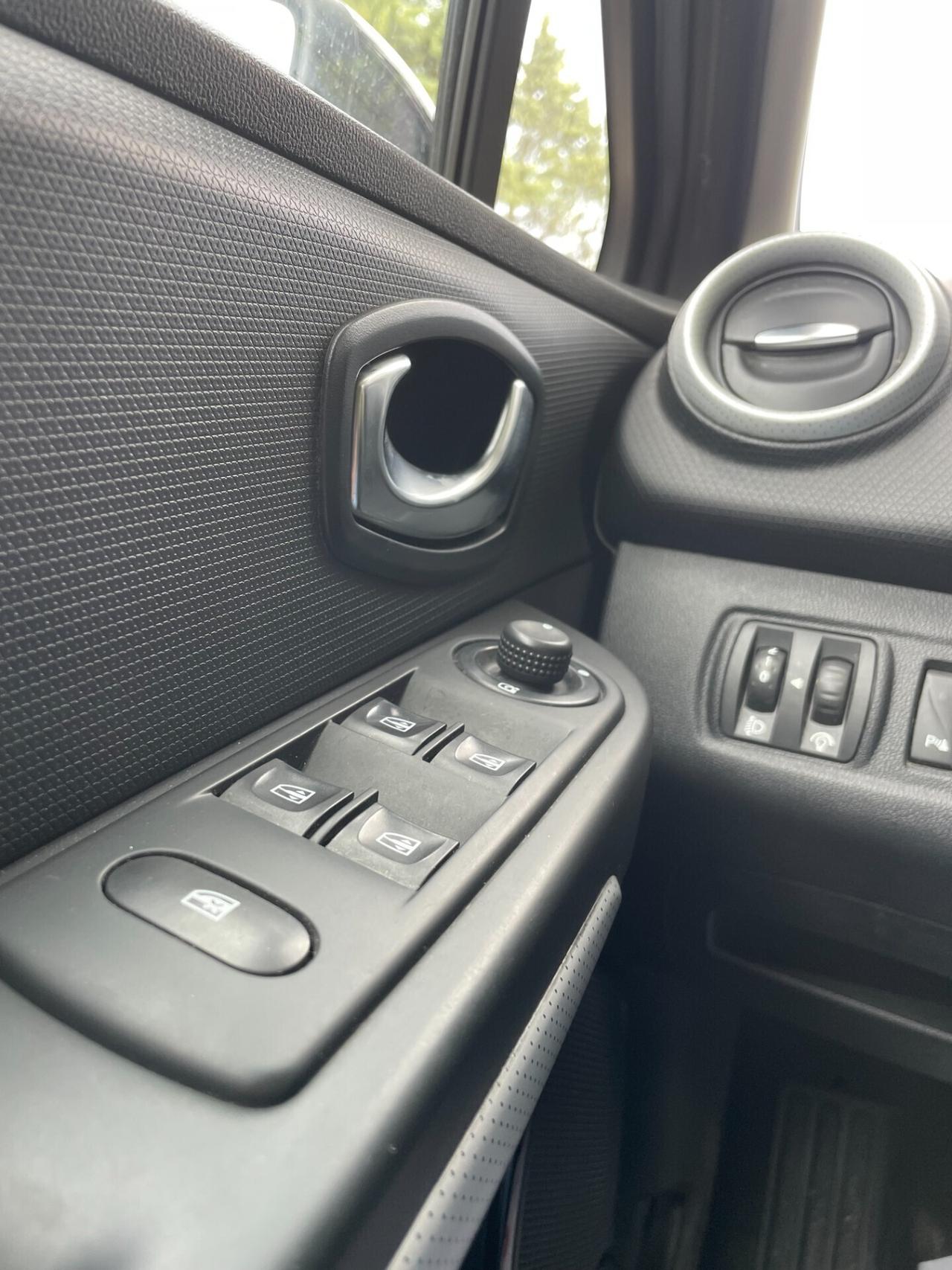 Renault Clio dCi 8V 75 CV Start&Stop 5 porte Energ
