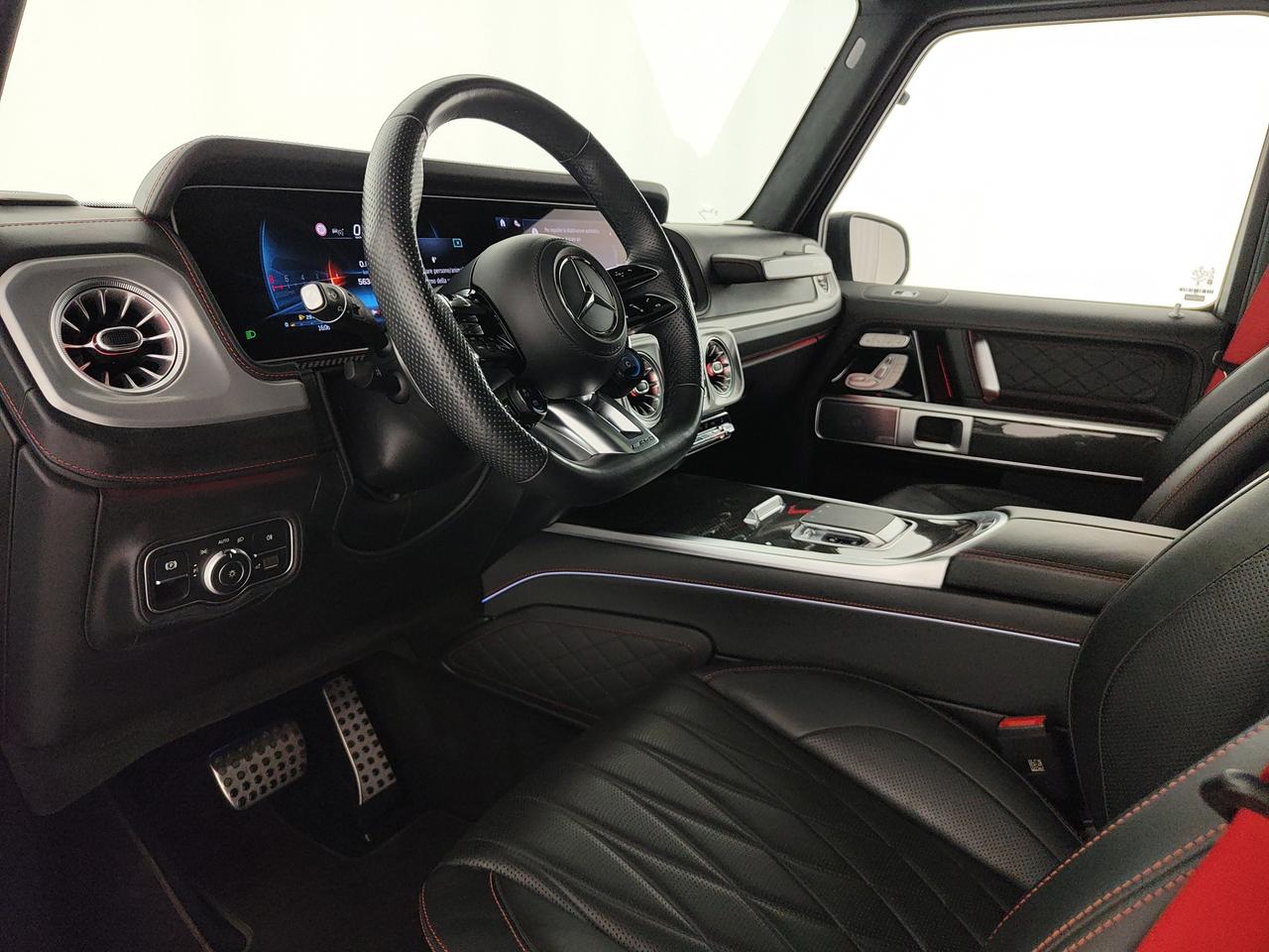 Mercedes-Benz G AMG 63 585cv auto