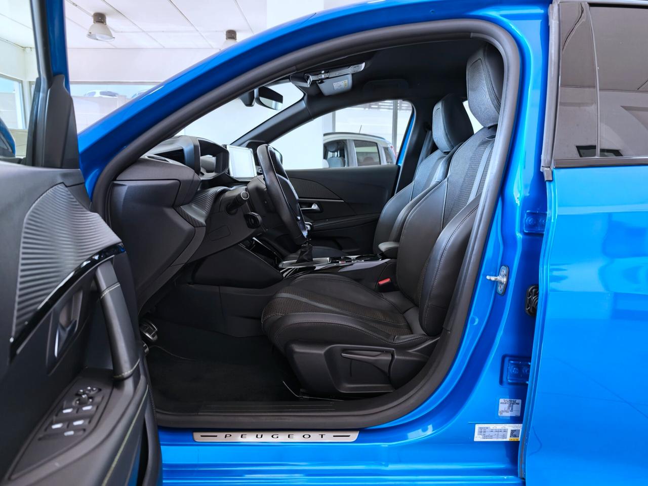 Peugeot 208 1.5 BlueHDi GT 100cv 2023