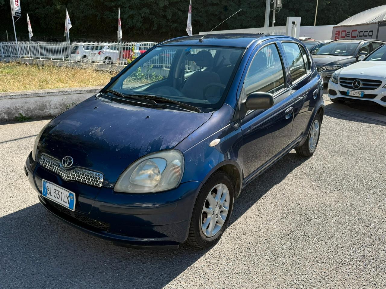 Toyota Yaris 1.0i 16V cat 5 porte Sol