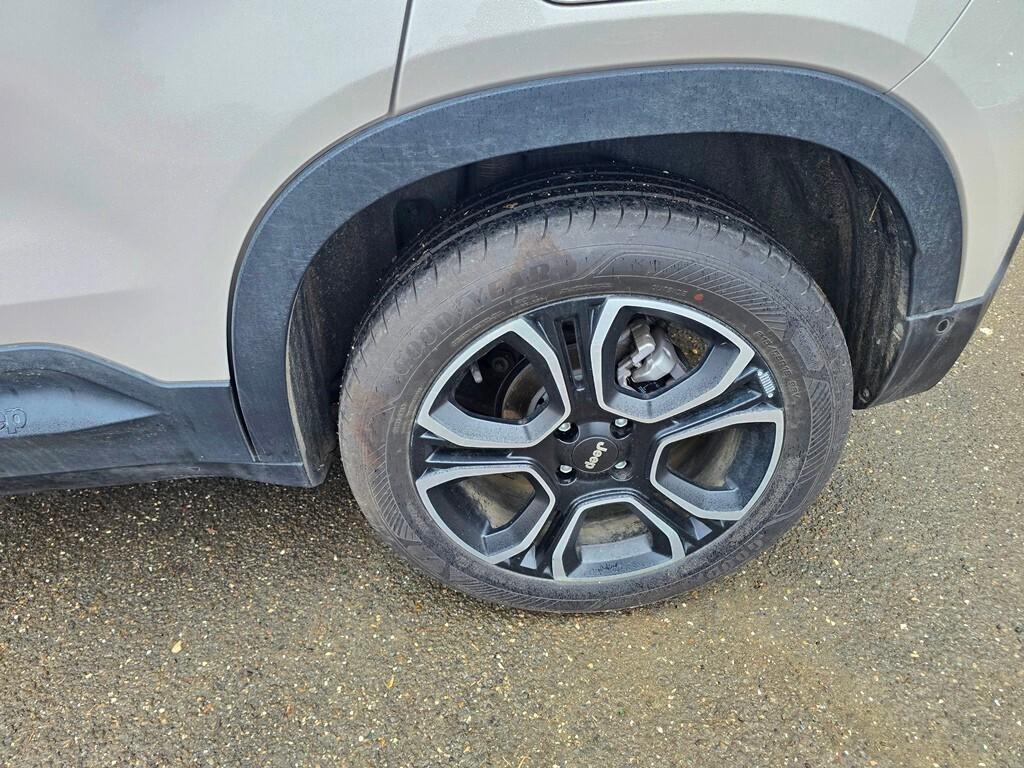 Jeep Avenger 1.2 Turbo 110 CV MHEV Summit