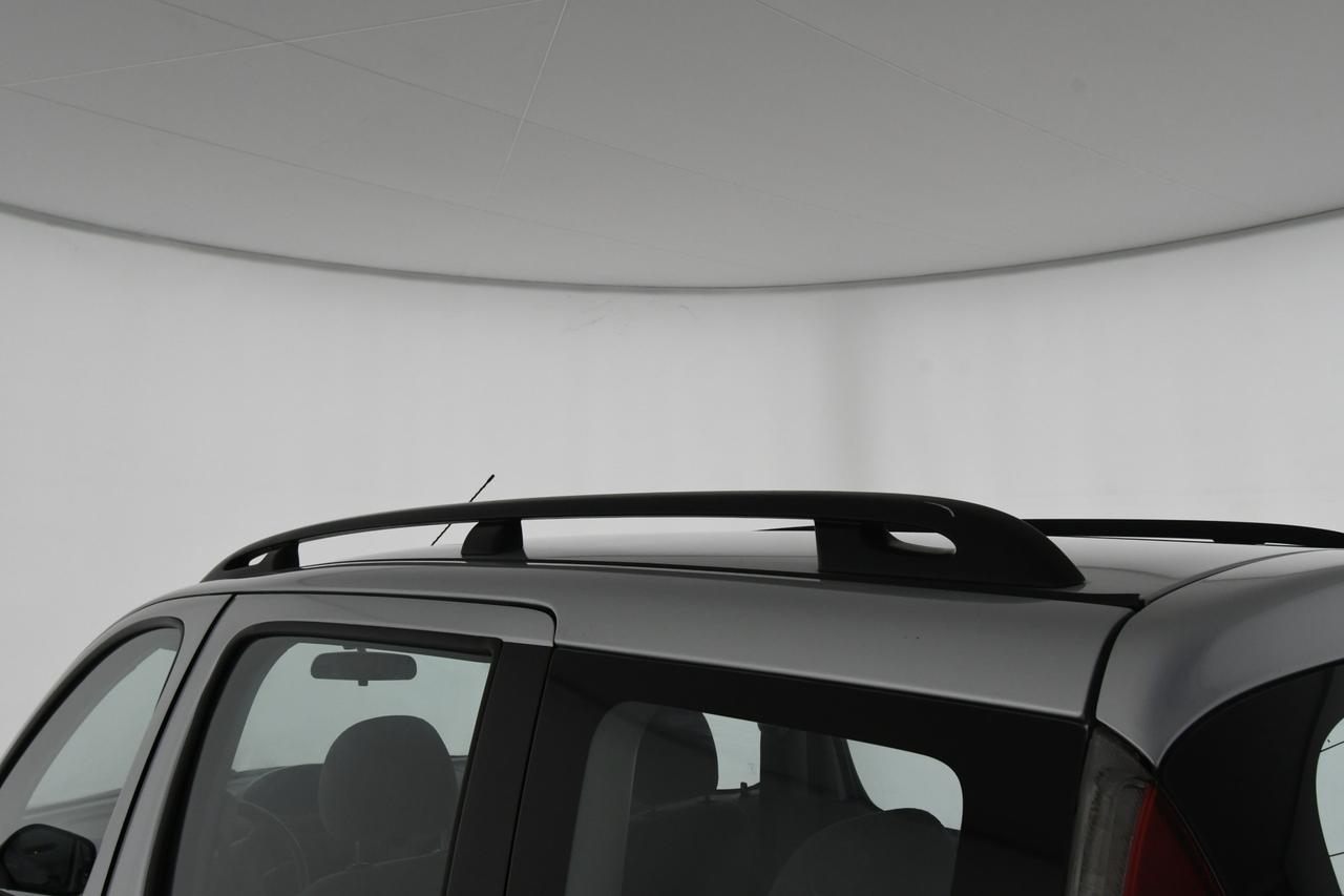 TOYOTA Yaris Verso 1.3 Luna X COMMERCIANTI