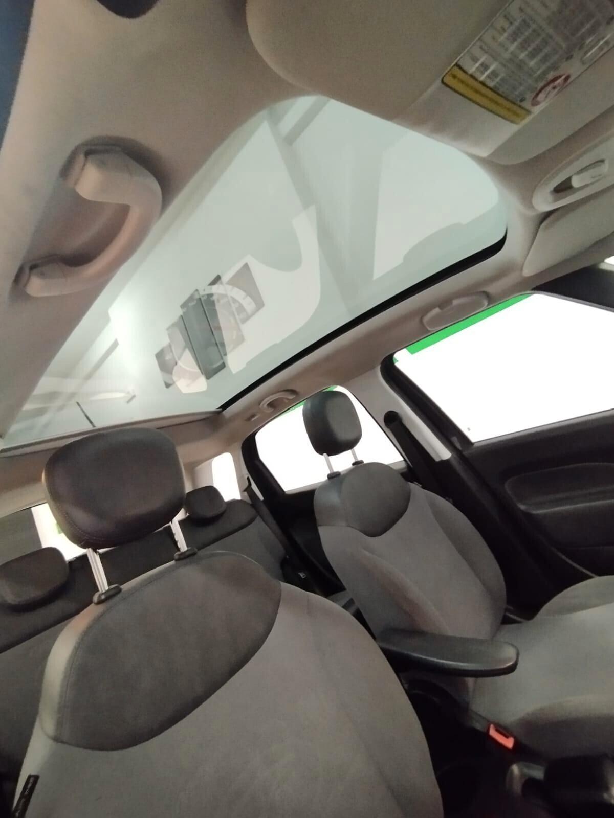 Fiat 500L 0.9 TwinAir Turbo Natural Power Lounge