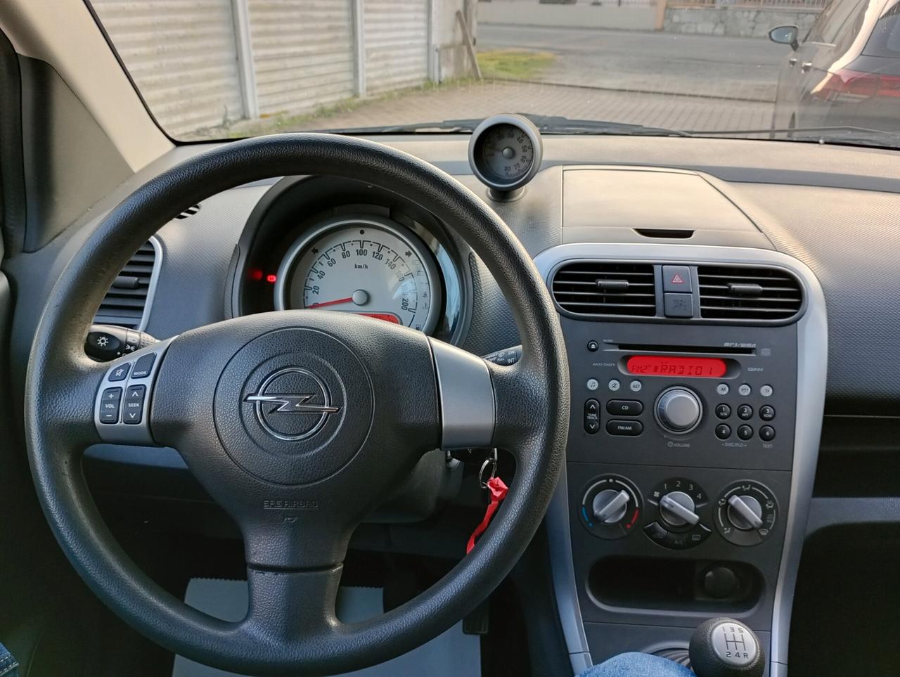 Opel Agila 1.2 16V 94CV Enjoy