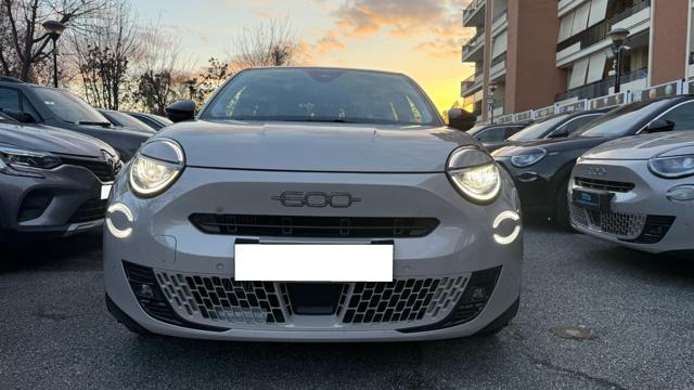 FIAT 600 HYBRID 1.2 110CV DCT MHEV LA PRIMA*24M.G.*CAM360°*