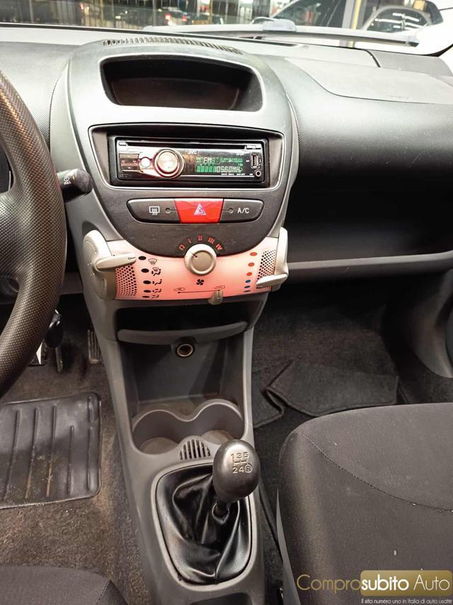 TOYOTA Aygo 1.0 12V VVT-i 5 porte Now