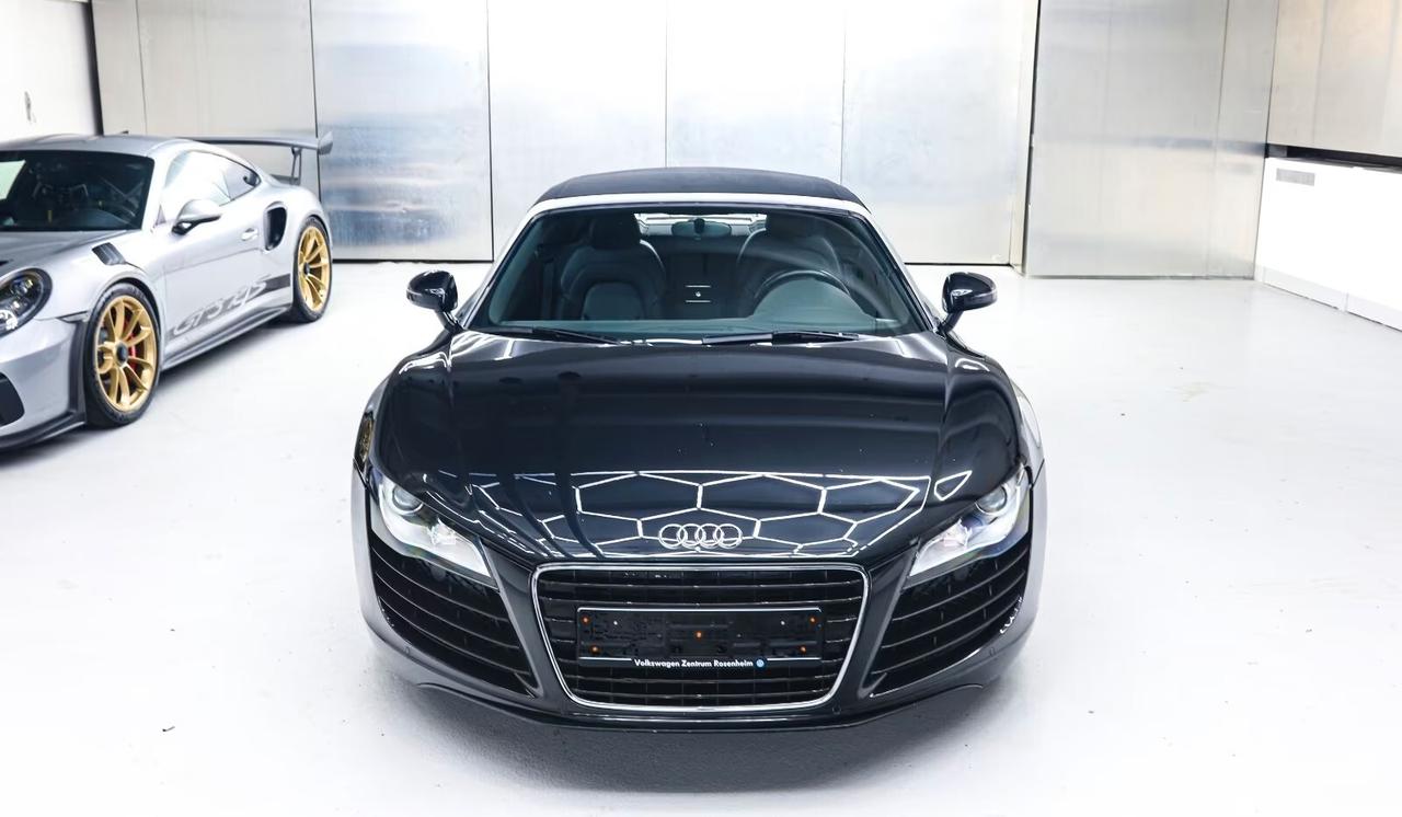 Audi R8 Spyder 4.2 V8 FSI quattro R tronic