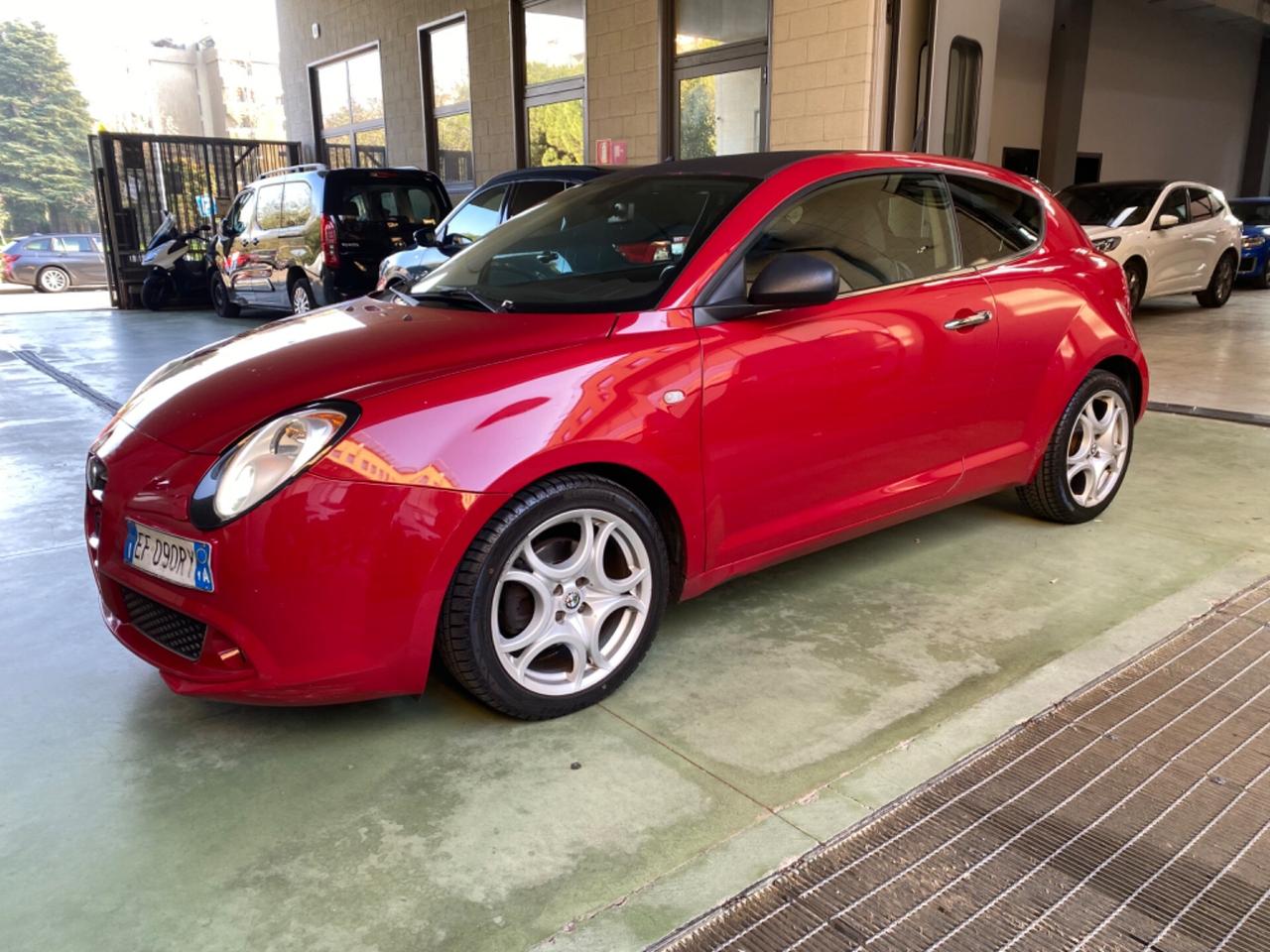 Alfa Romeo MiTo 1.6 JTDm 16V Distinctive Sport Pack