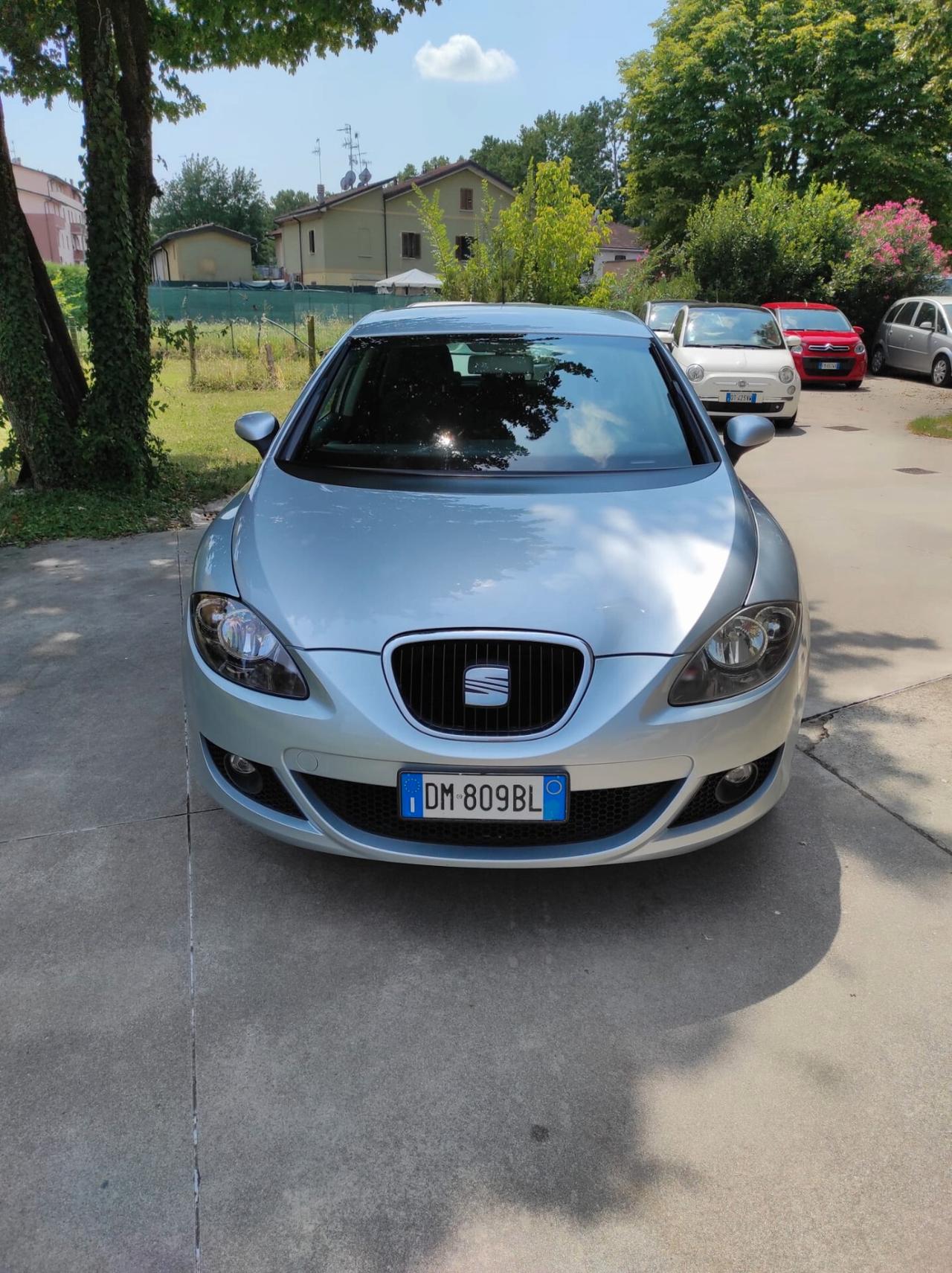 Seat Leon 1.6 Stylance GPL Unico propietario