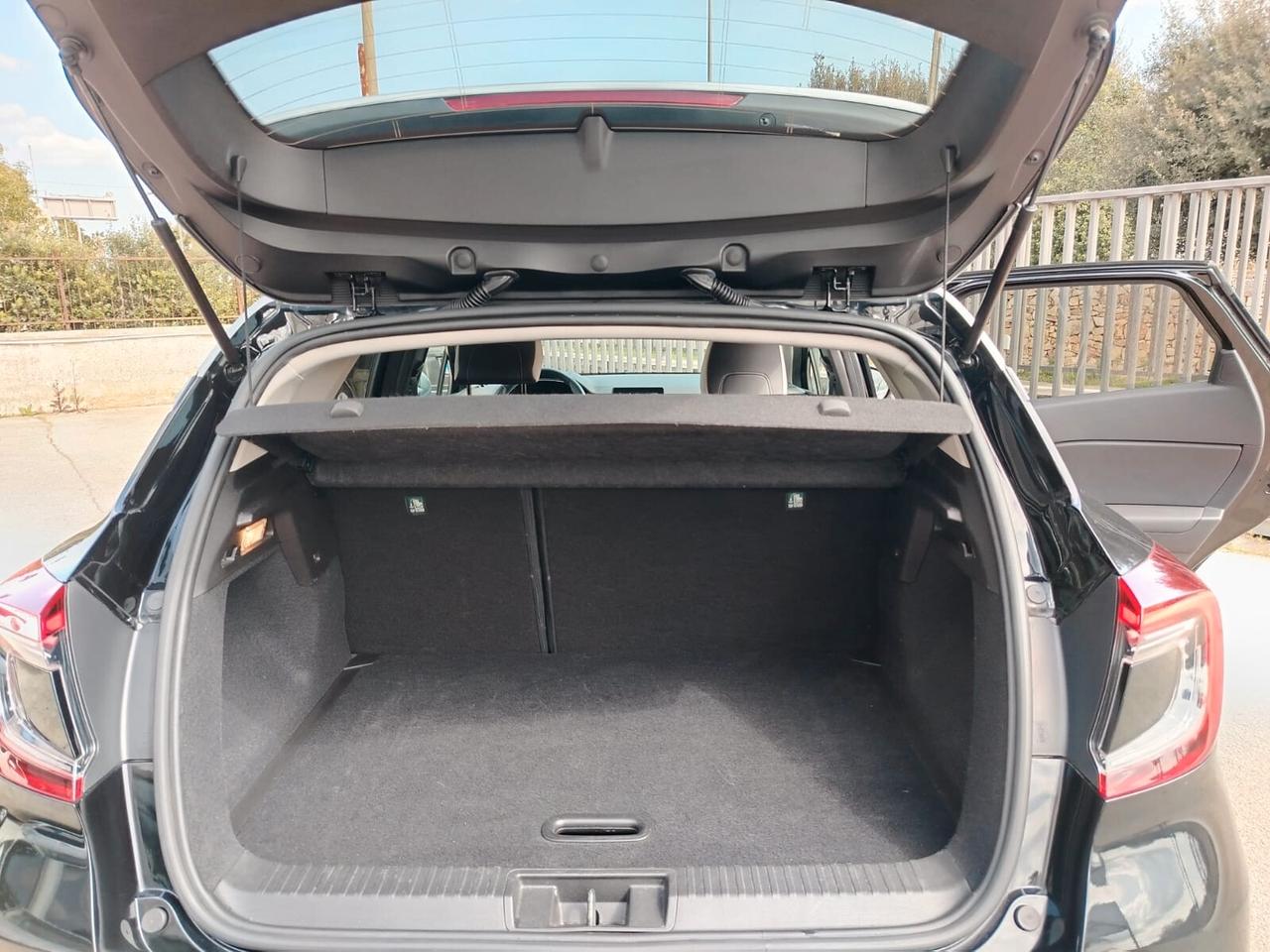 Renault Captur 1.5 Blue dCi 95 CV Intens