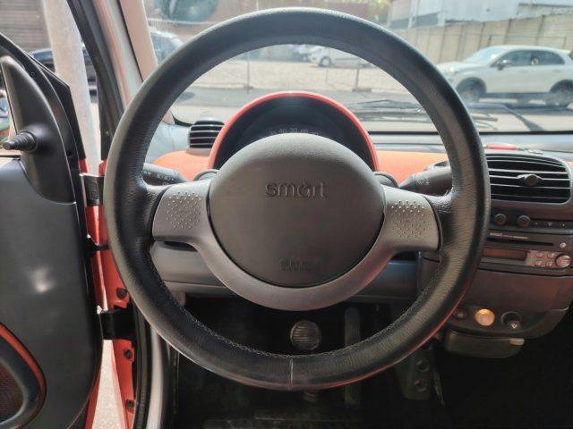 SMART ForTwo 600 smart cabrio & pure (40 kW) NEOPATENTATI