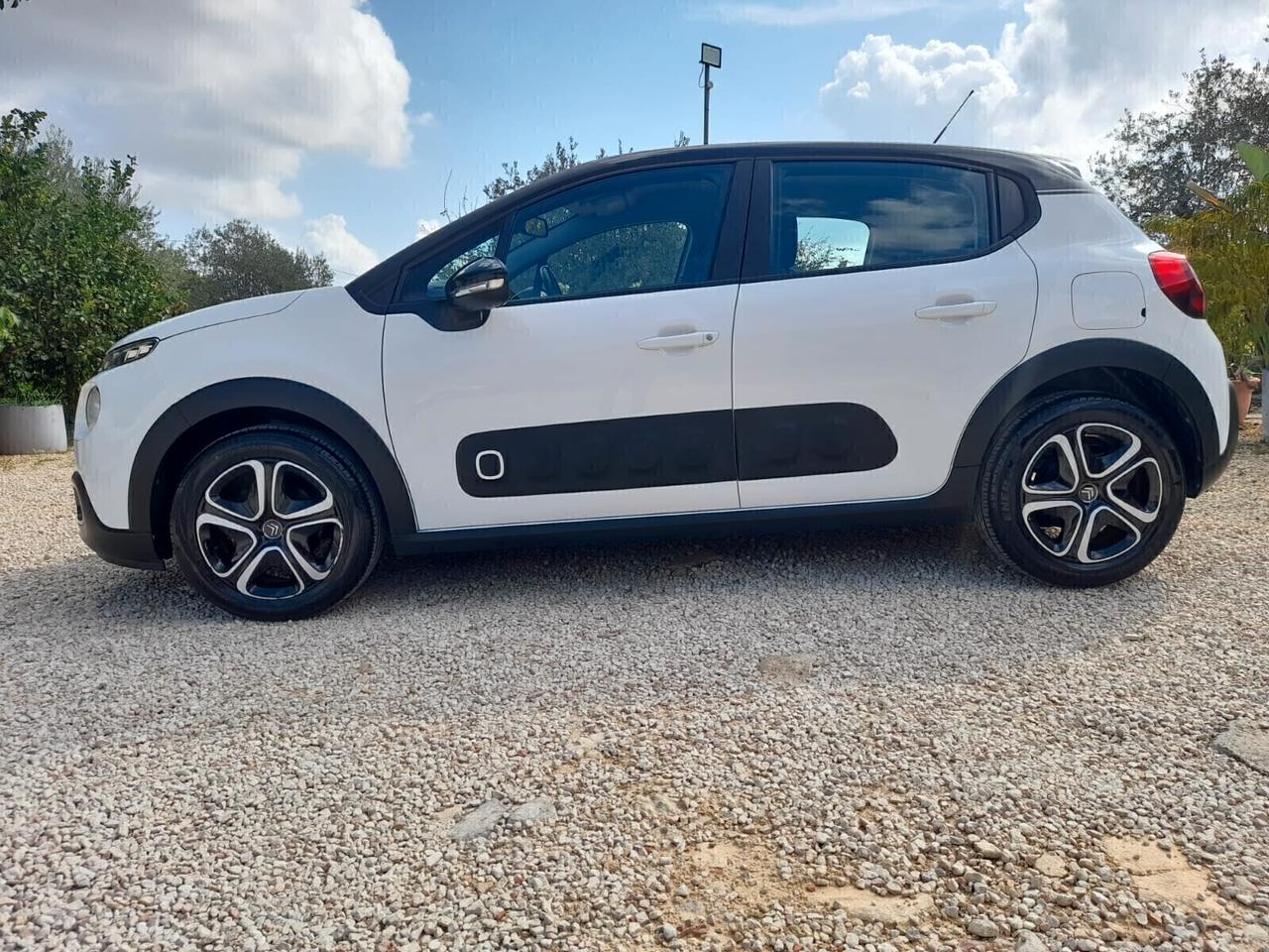 Citroen C3 PureTech 83 S&S Shine OK NEOPATENTATI