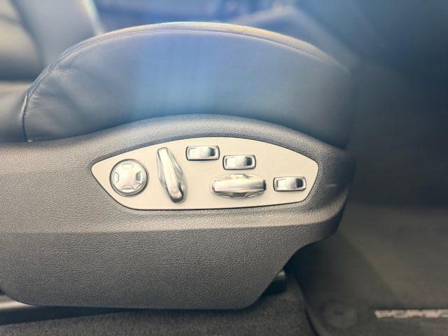 PORSCHE Macan 2.0 T //TETTO//21//BOSE//